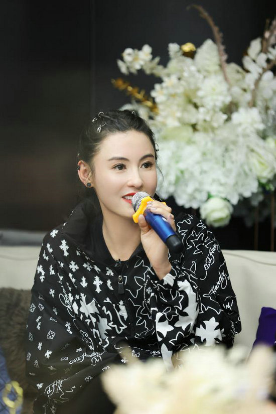 张柏芝称不会再公开恋情:曾经公开也没得到祝福