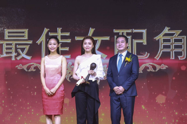 周丽淇凭《那年花开》千红获文荣奖最佳女配