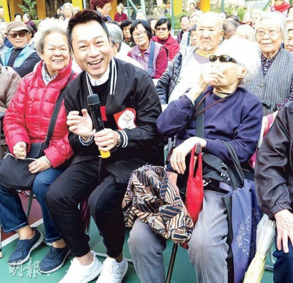 被萧正楠黄浩然揶揄而动怒 黎耀祥:三人没反脸