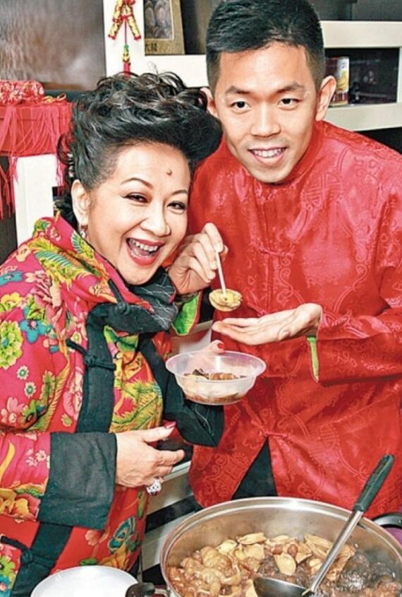 老牌港星薛家燕将荣升奶奶!为筹备婚事忙赚钱