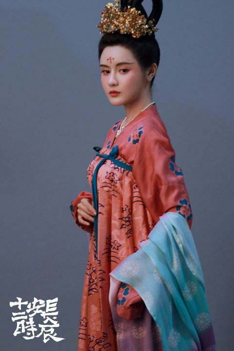 《长安十二时辰》火出圈 艾如蚂蚁妆逼疯密恐症