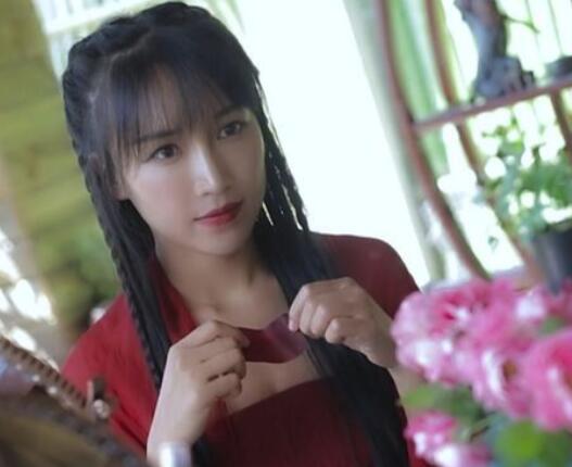 李子染关掉滤镜,费启明摘下眼镜,滕雨佳关掉美颜,网友伤心了